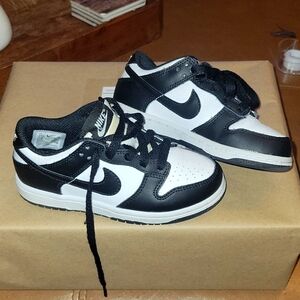 Dunks low pandas Nike little kids 12c
